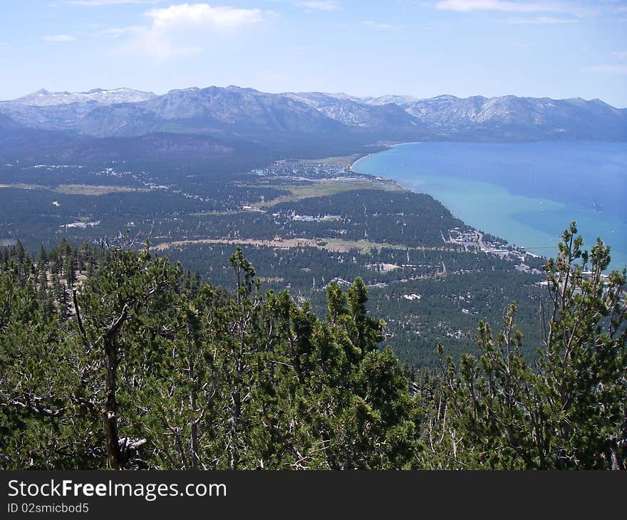 Beautiful view of ocean and mountains