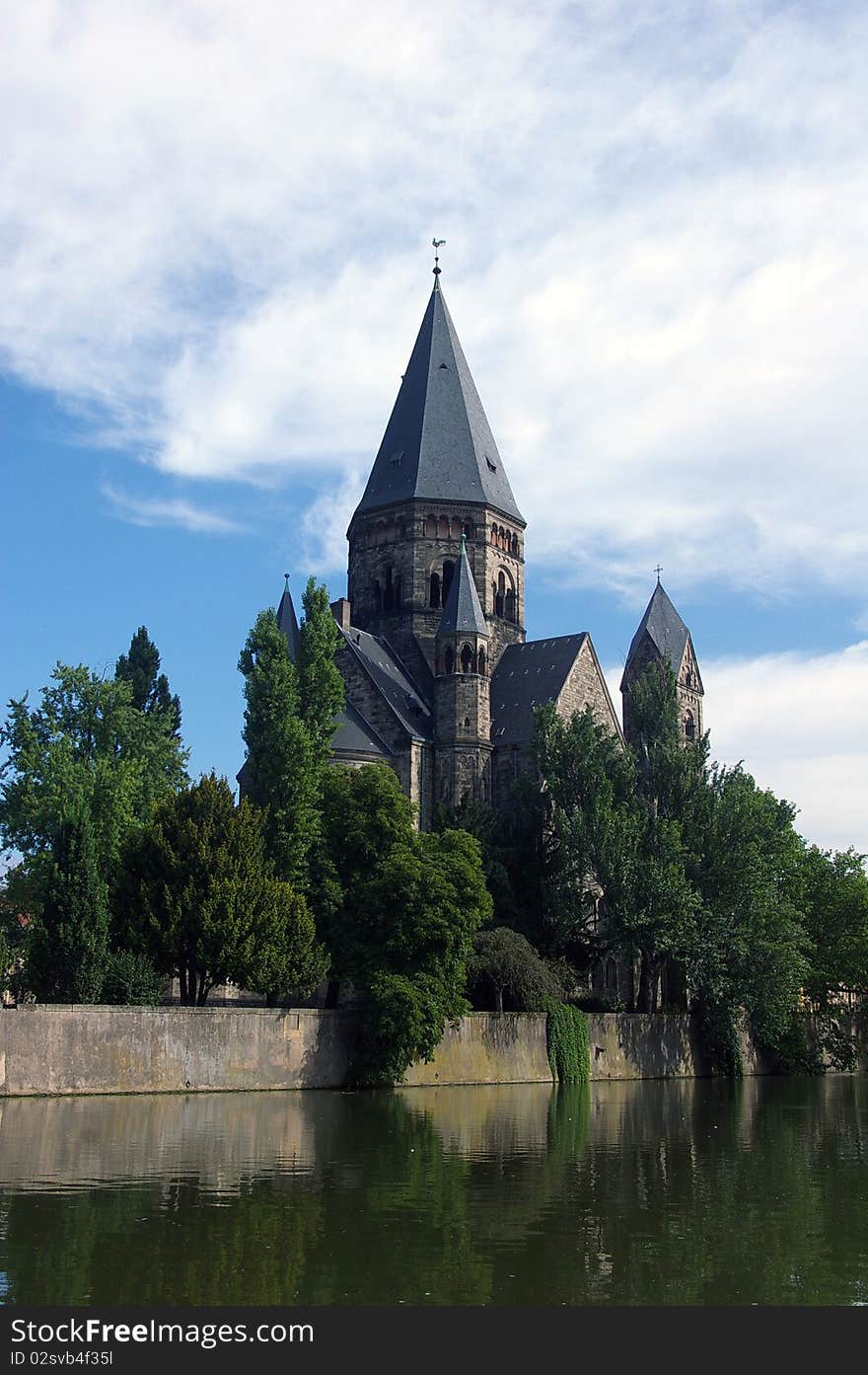 Lovely view of church in Metz.