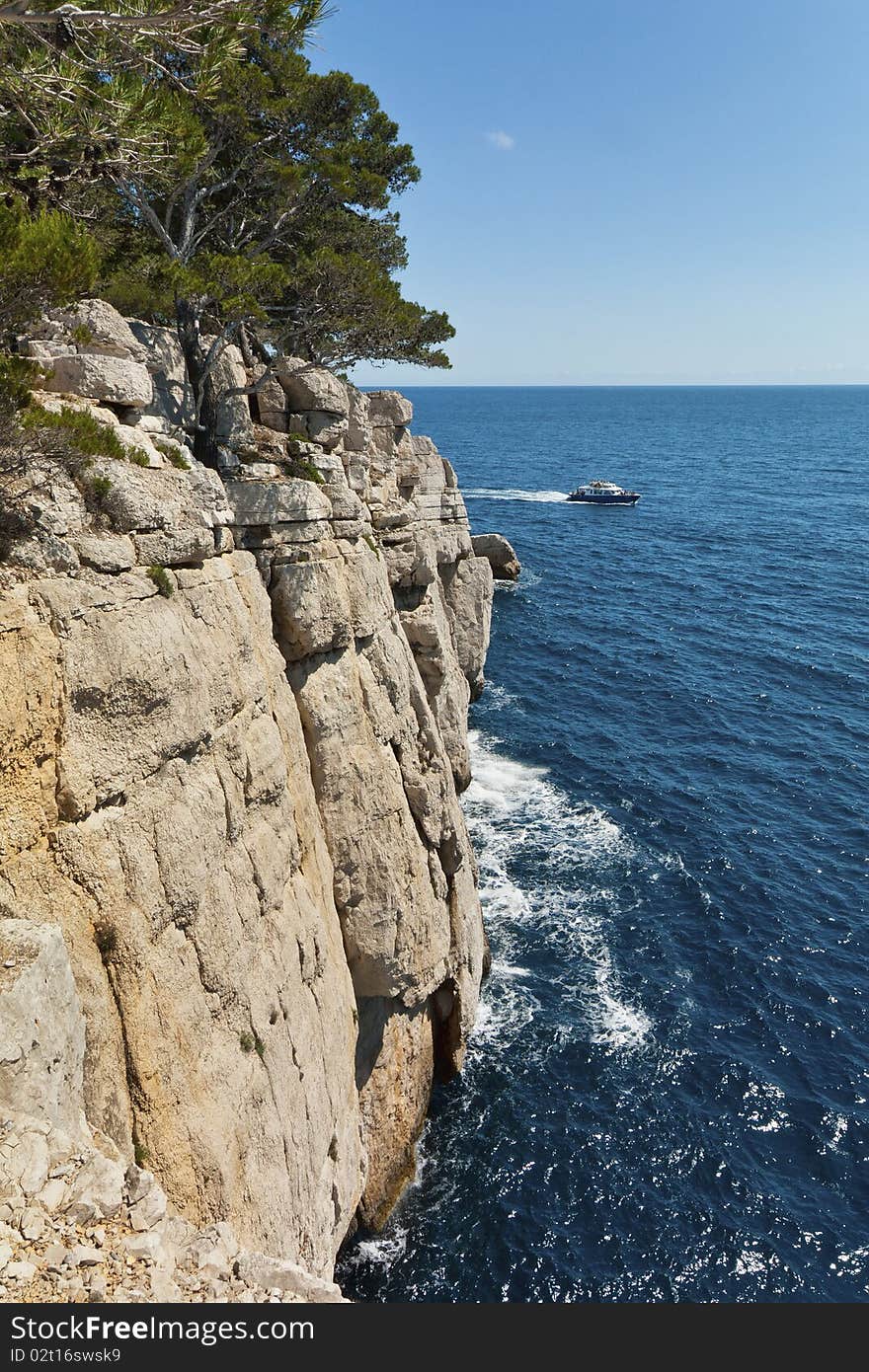 Cliffs and coast near Cassis, France