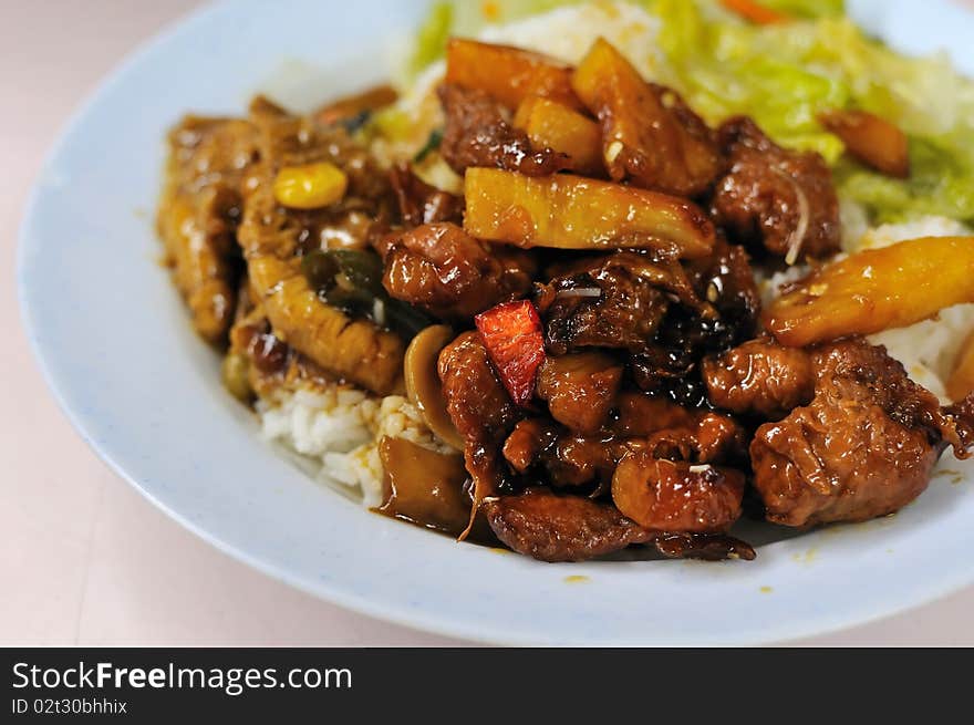 Vegetarian sweet and sour pork