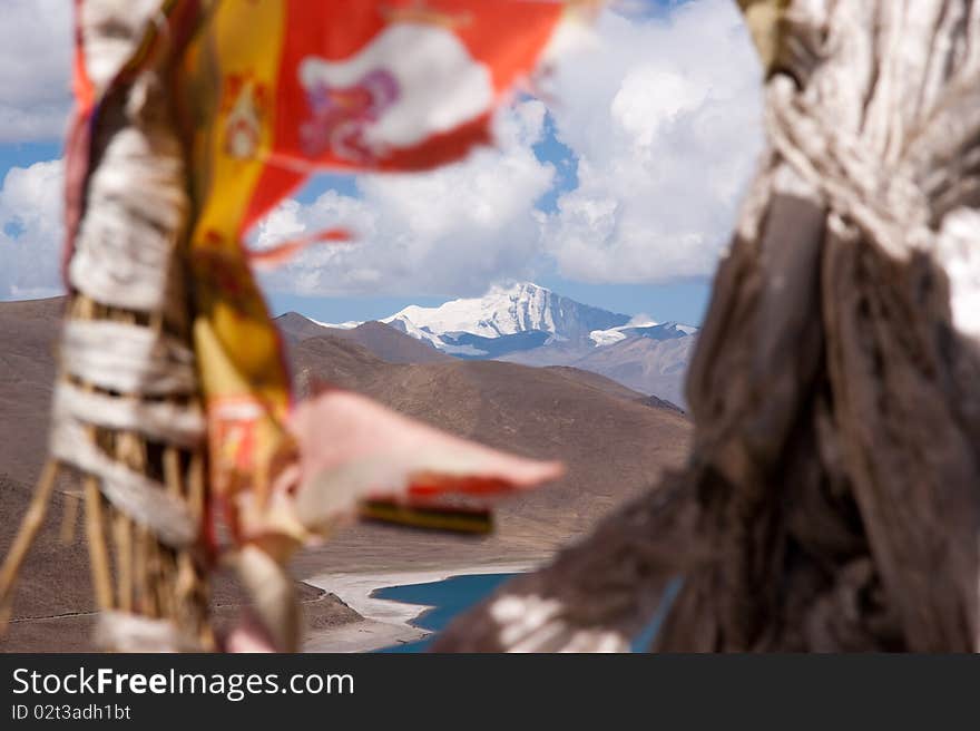 Blue lake with surrounding mountains in great tibet area. Blue lake with surrounding mountains in great tibet area