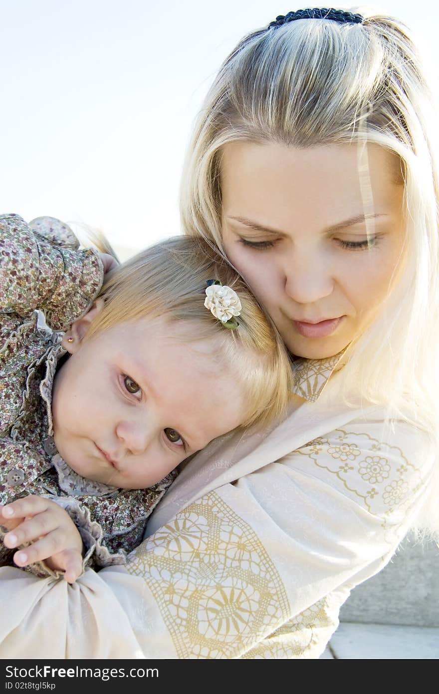 Mum s embraces