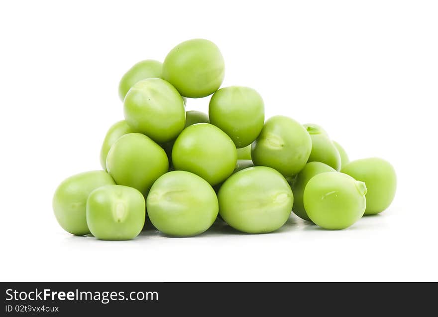 Fresh green peas isolated on a white background. studio photo