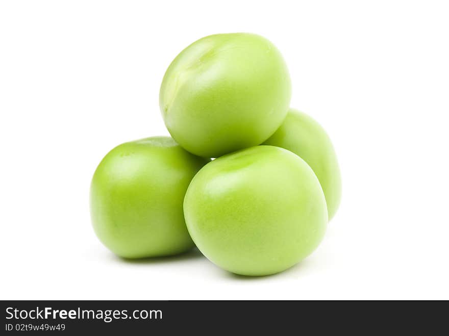 Fresh green peas isolated on a white background. studio photo