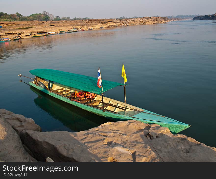 Sampanbok Ubonratchathani - The amazing greatest islet in Thailand. Sampanbok Ubonratchathani - The amazing greatest islet in Thailand.