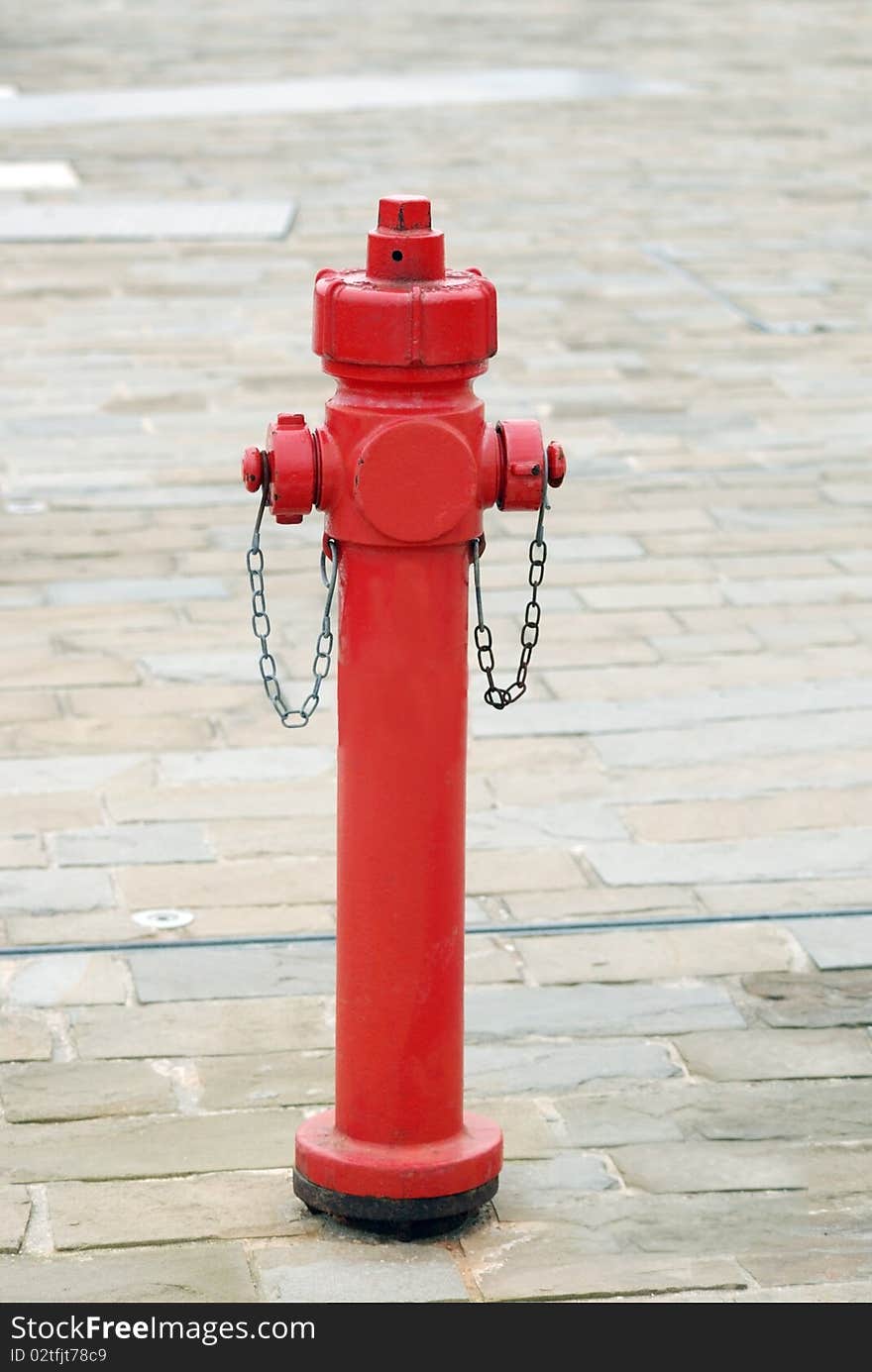 Hydrant isolated locked with chains