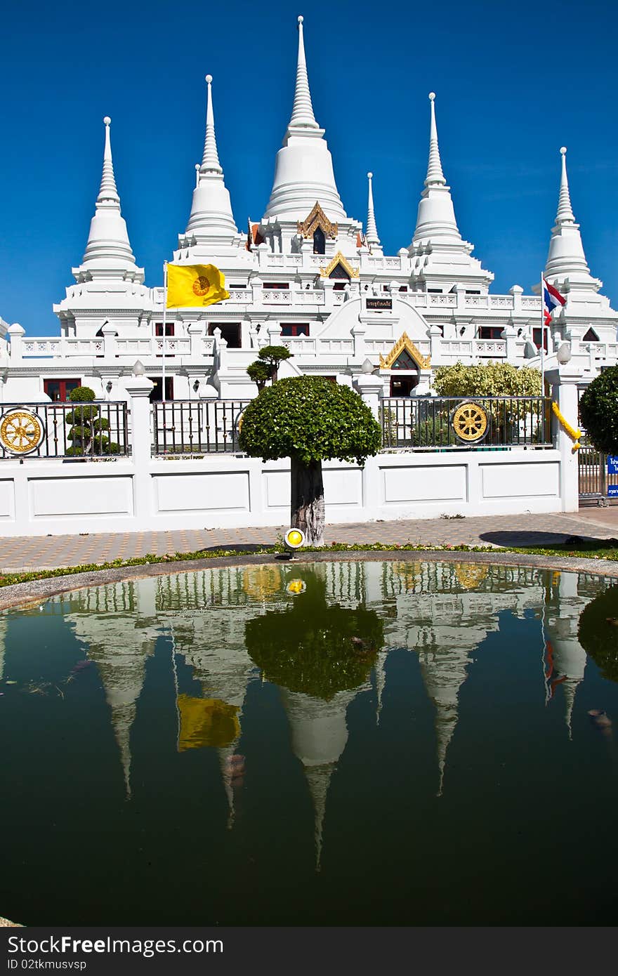 White Pagoda