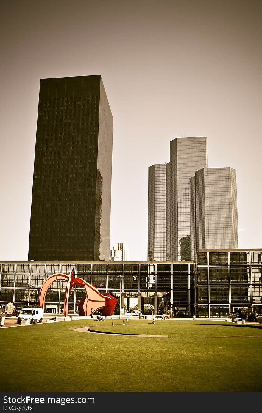 Brown view of PAris la defense