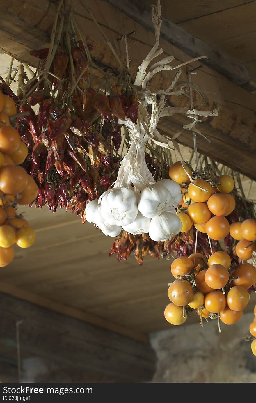 Dried tomatoes, peppers, garlics