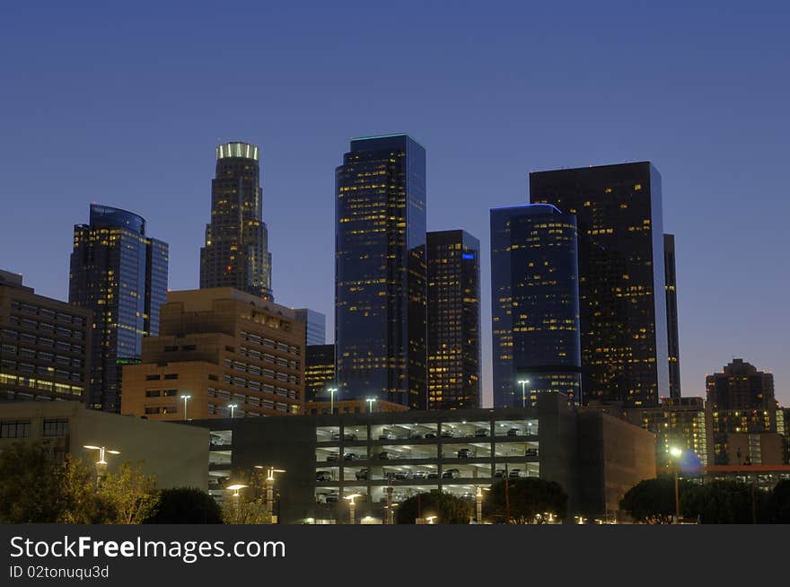 Los Angeles's economy is driven by international trade, entertainment, aerospace, technology, petroleum, fashion, apparel, & tourism. Los Angeles's economy is driven by international trade, entertainment, aerospace, technology, petroleum, fashion, apparel, & tourism.