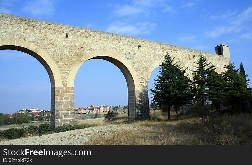 Noain's former Roman aqueduct also called bridge of hundred eyes. Noain's former Roman aqueduct also called bridge of hundred eyes.