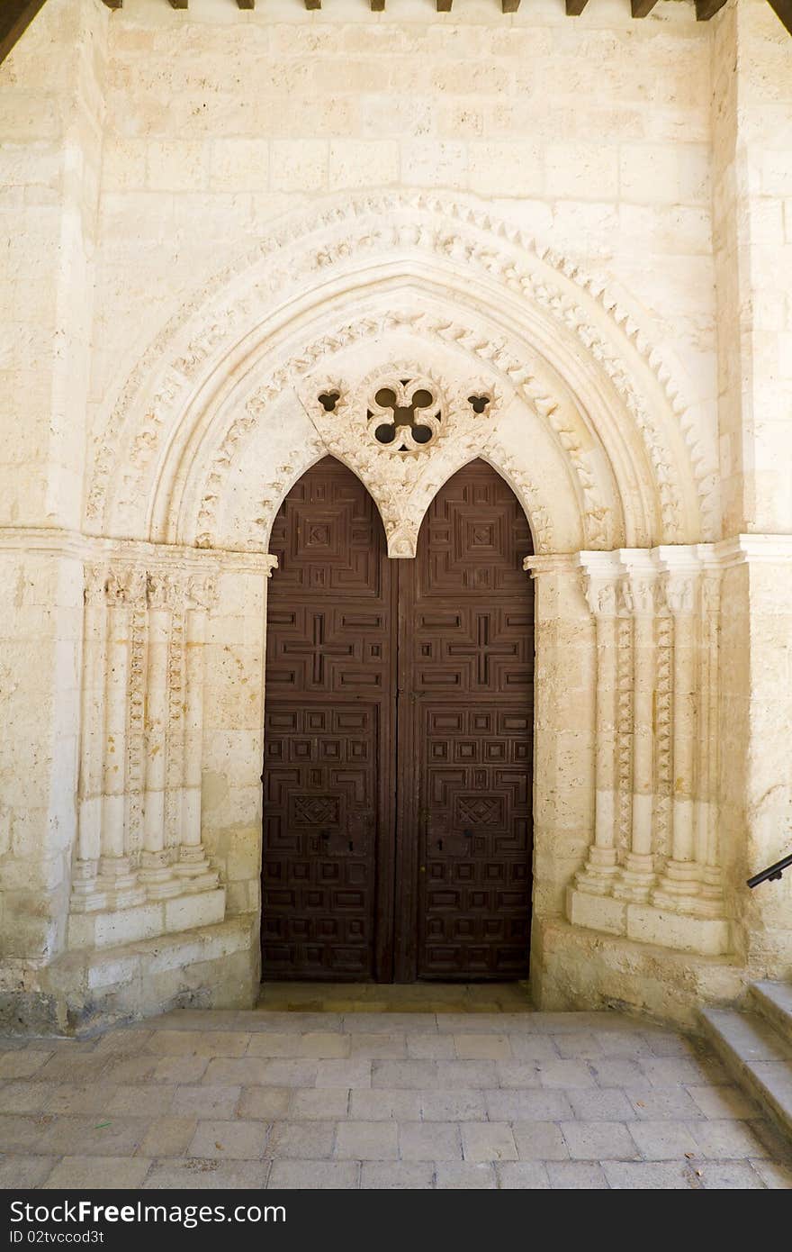 Church of Santa Maria de la Peña. Built at the beginning of S. XIII by Archbishop D. Rodrigo Ximenez de Rada. Church of Santa Maria de la Peña. Built at the beginning of S. XIII by Archbishop D. Rodrigo Ximenez de Rada.