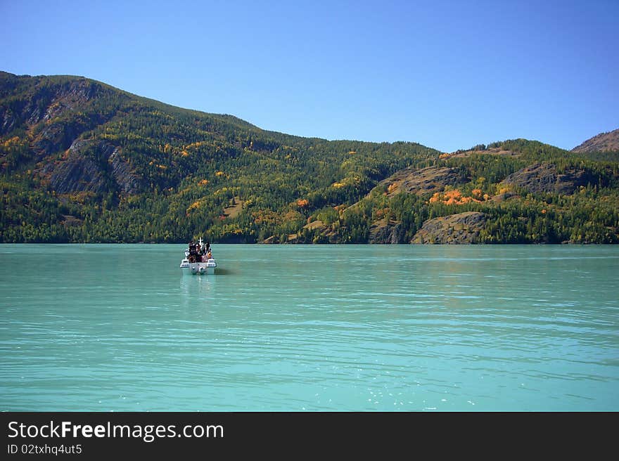 Beautiful Mountains And Rivers