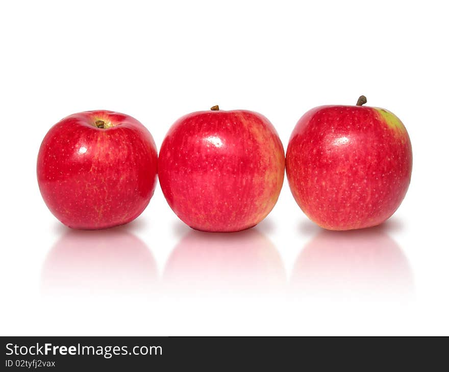 Red apples are shown in the picture. Red apples are shown in the picture.