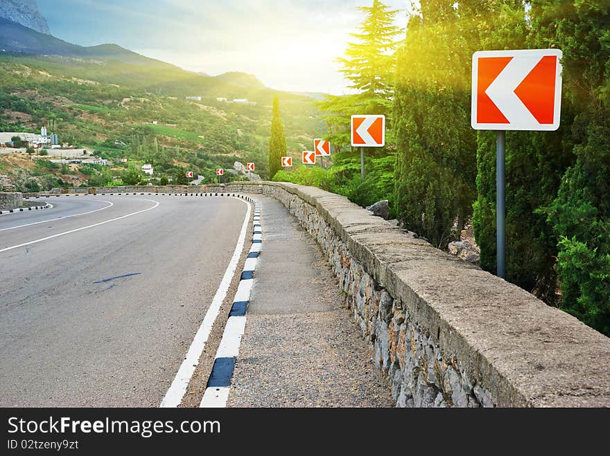 Road and turn sign. Element of design.