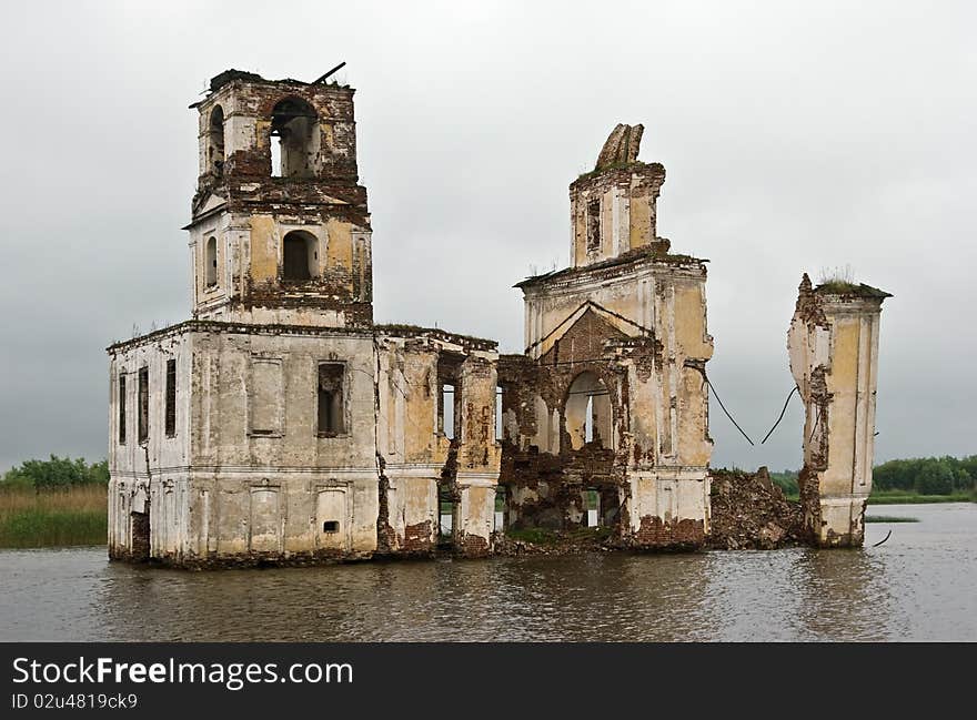 Drowned Nativity of Christ orthodox church in Krohino village, Vologda region, Northern Russia.