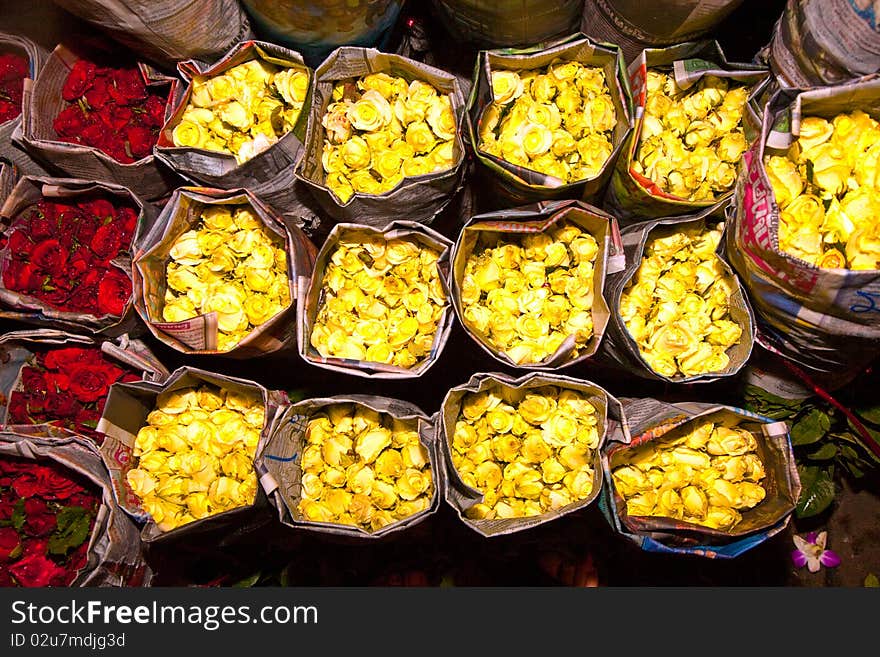 Roses offered at the flower market