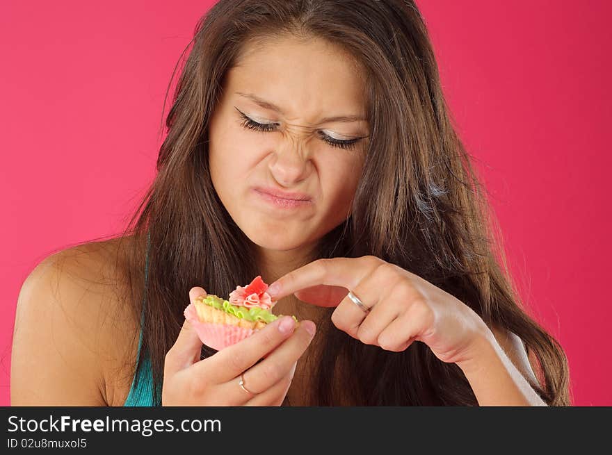 Young women and a bitter cake