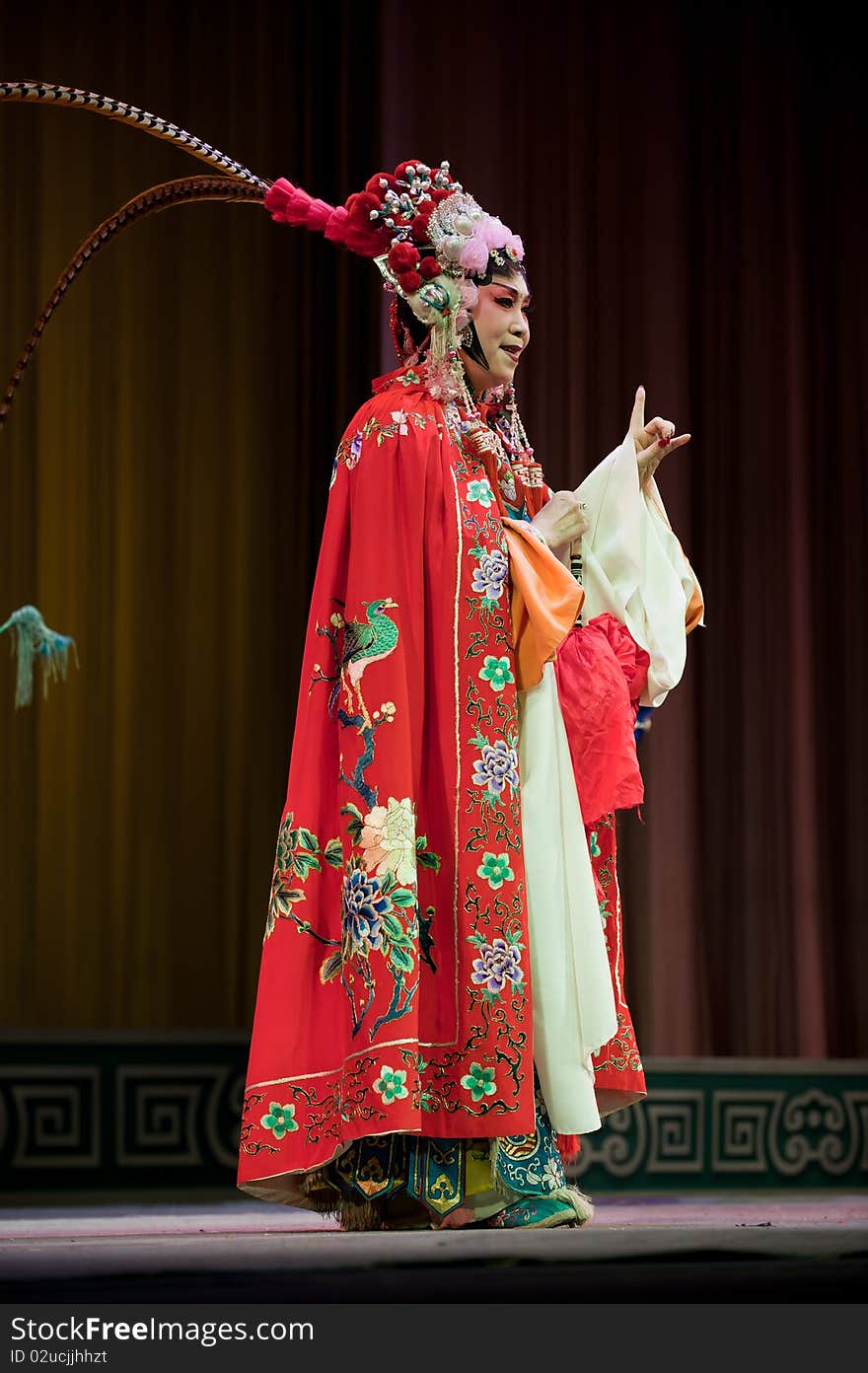 China opera woman in red