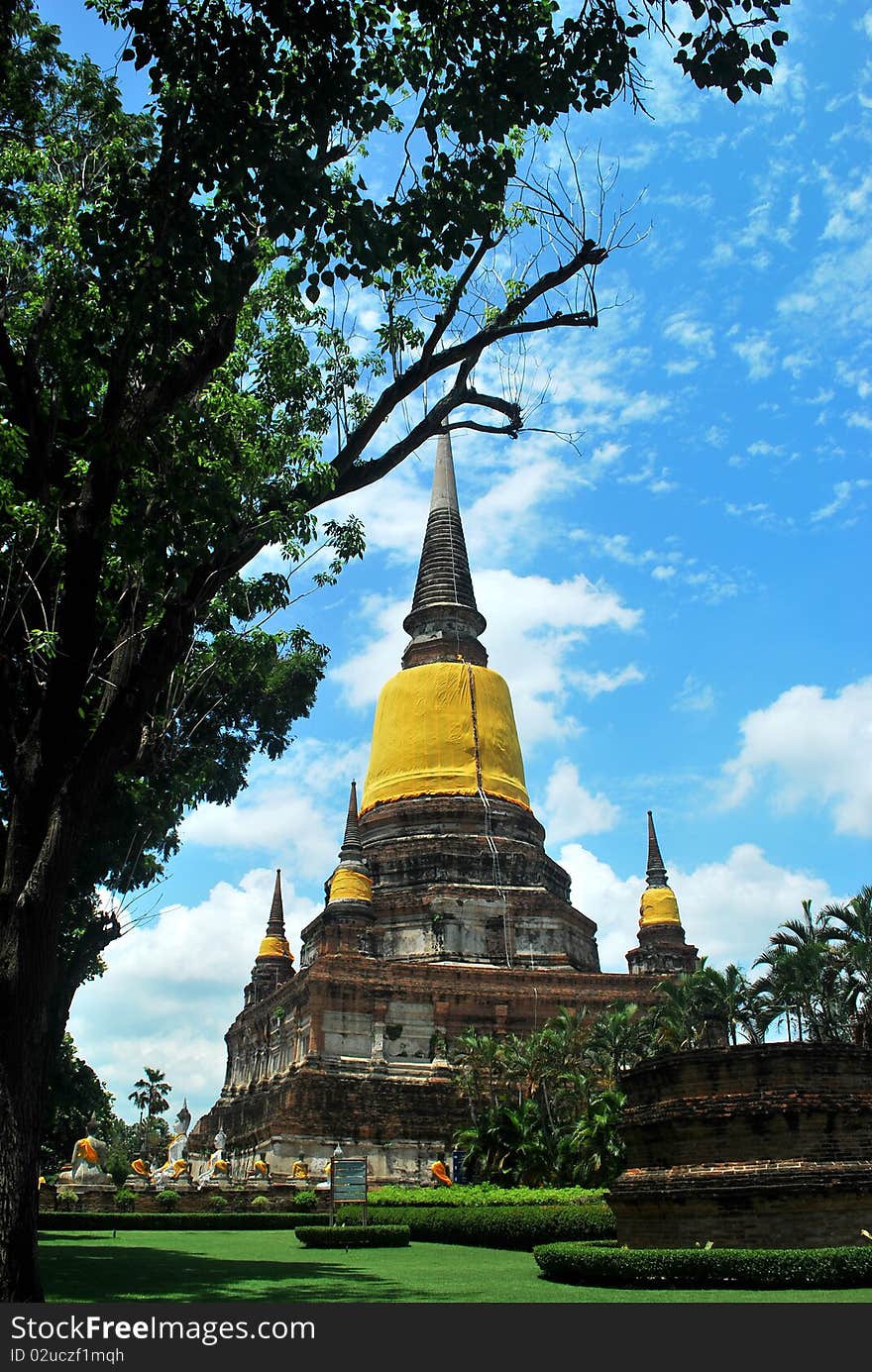 Brick pagoda at Yai Chai Mongkol Temple in Thailand