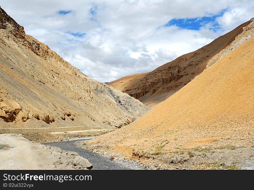 A lonely road in jammu kashmir ladakh. A lonely road in jammu kashmir ladakh