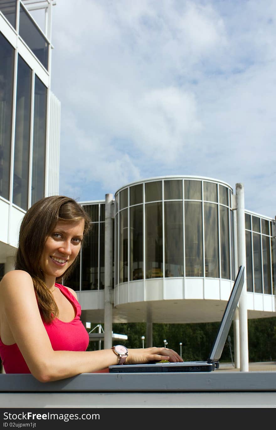 Young business woman outdoor