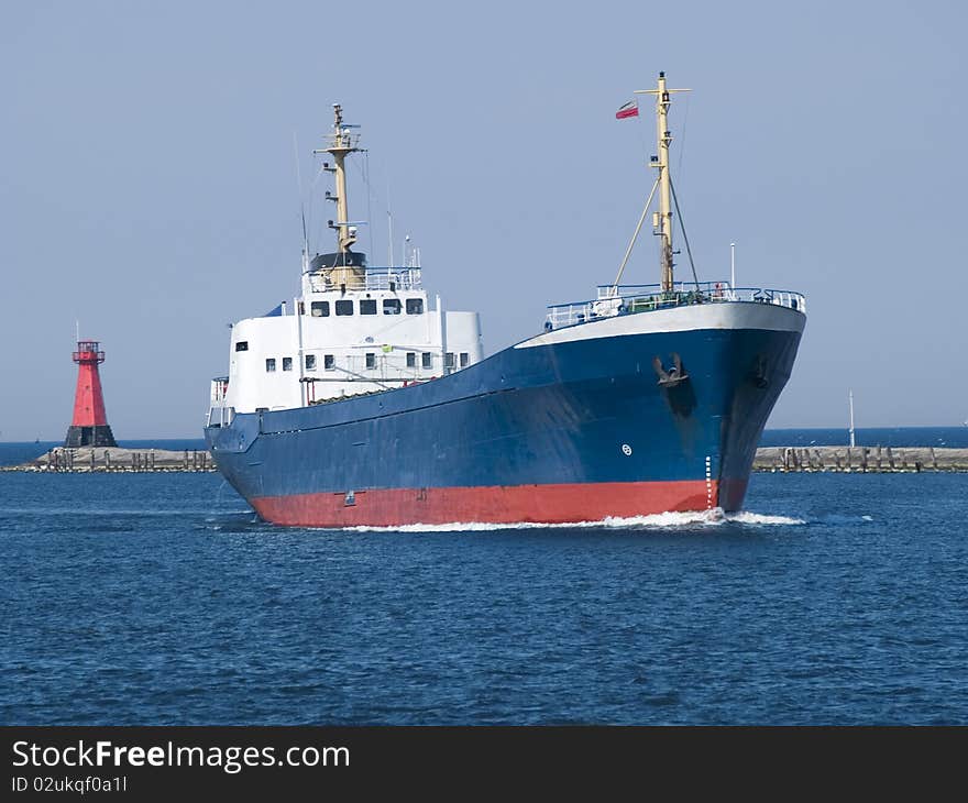 A ship heading to a new port