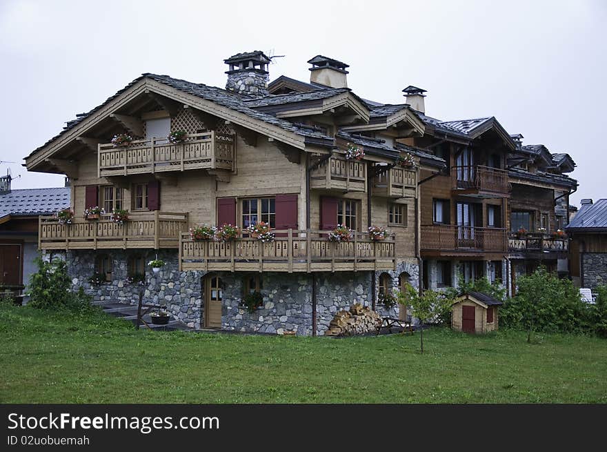 This image shows a view of a typical chalet in the Alps, in the village of Le Praz. This image shows a view of a typical chalet in the Alps, in the village of Le Praz