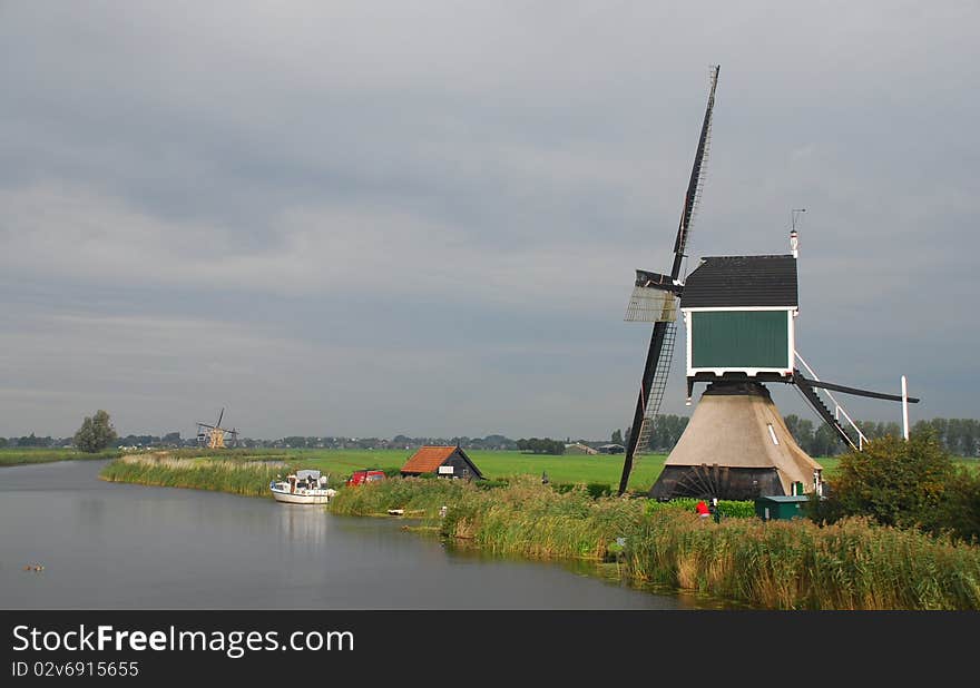 A typical Dutch windmill, not far from Rotterdam.