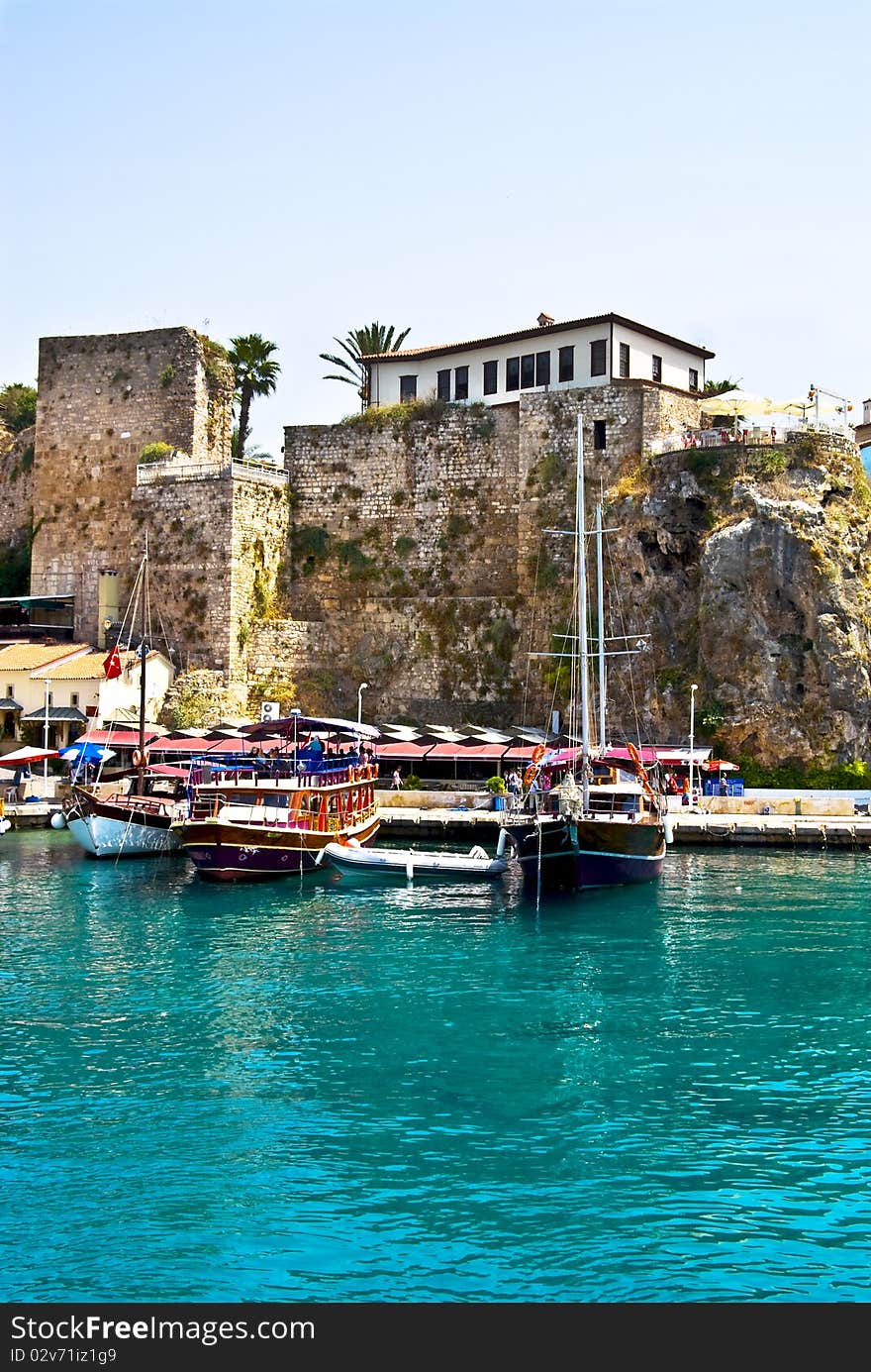 Mooring in the Mediterranean