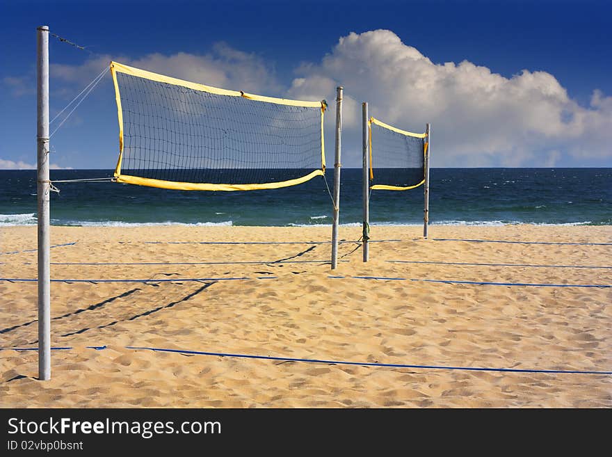 Beach volleyball net at the end of summer