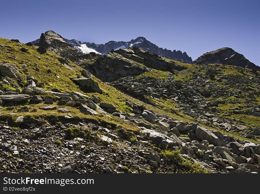 This valley is part of the Vanoise National Park in it, you can do all sorts of excursions. This valley is part of the Vanoise National Park in it, you can do all sorts of excursions