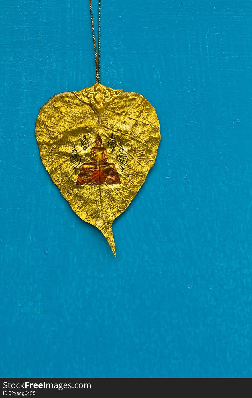 GOLD BODHI LEAF WITH BUDDHA IMAGE