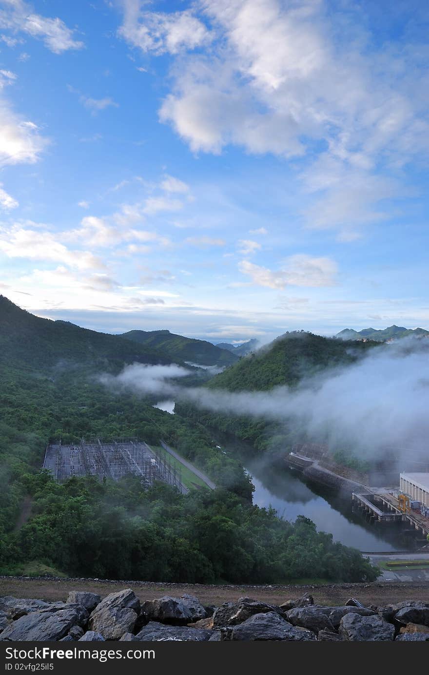 Scenic point of the dam with brighten sky