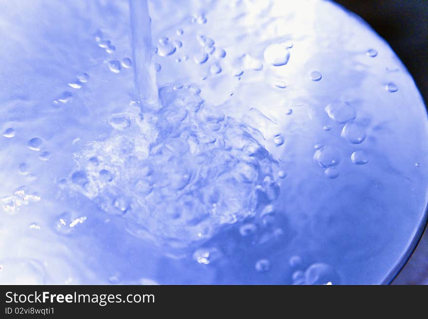 A splash water in a glass