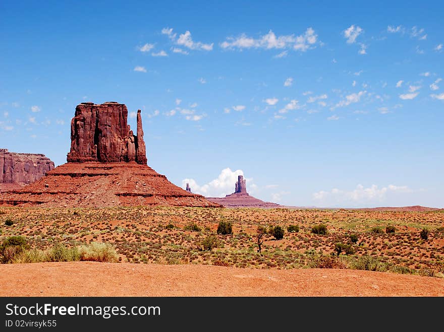 Sky and Great monument valley landscape