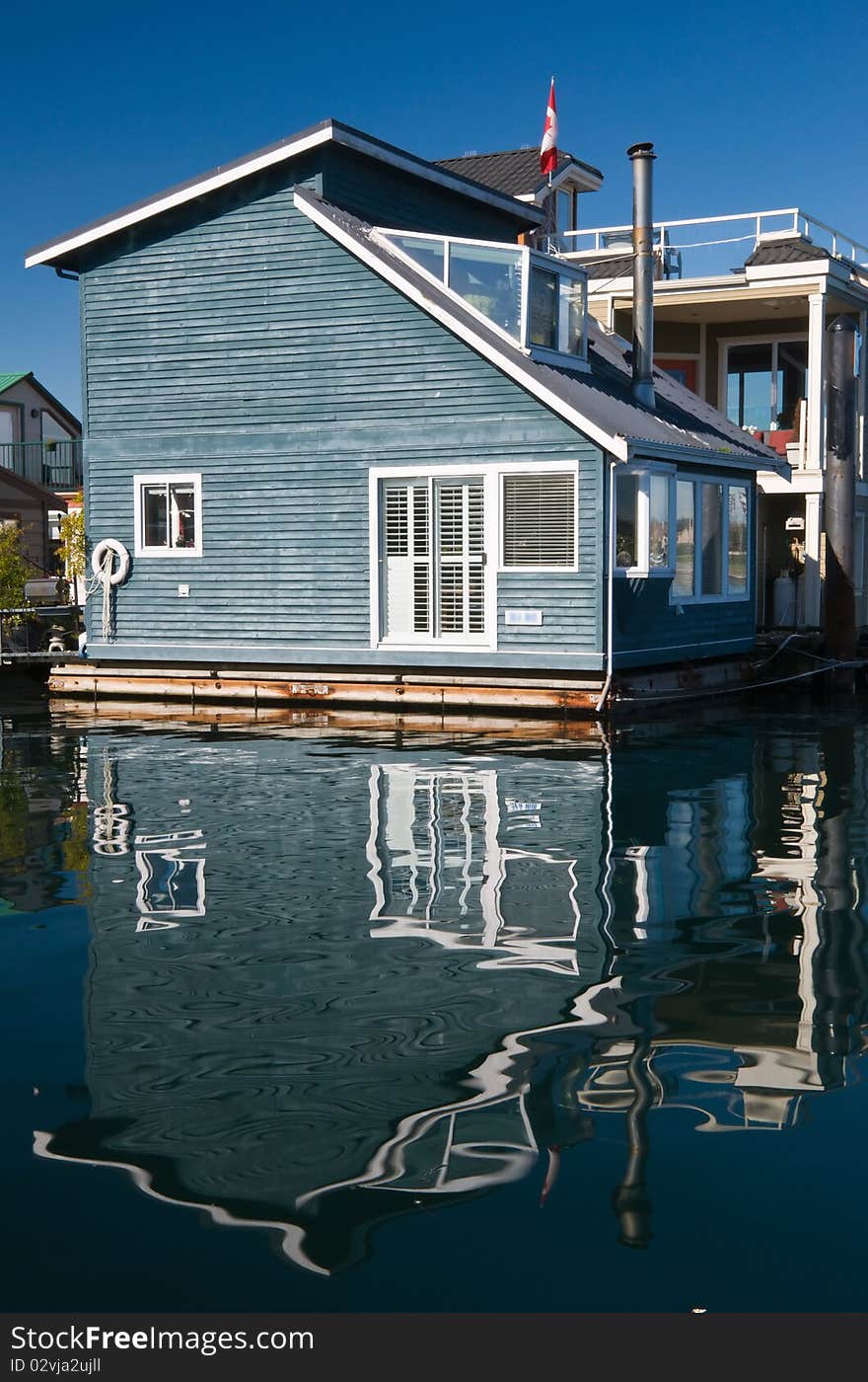 Marine village, also known as water village or float homes, perched on a small peninsula right in Victoria's harbour, offers spectacular waterfront views. Marine village, also known as water village or float homes, perched on a small peninsula right in Victoria's harbour, offers spectacular waterfront views.