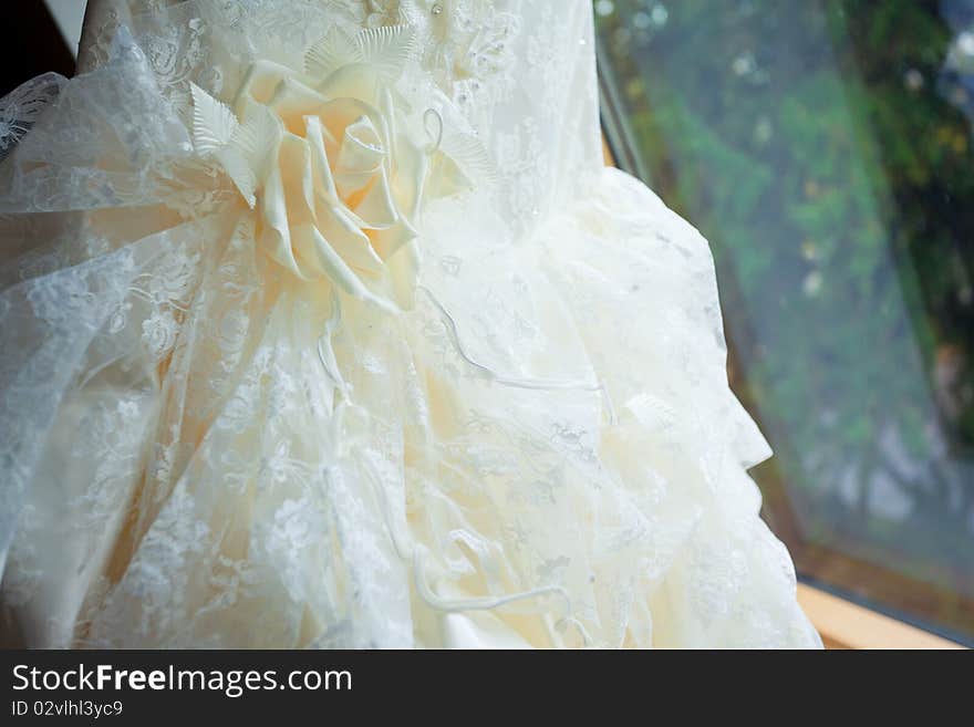 Image of front of bride in wedding dress