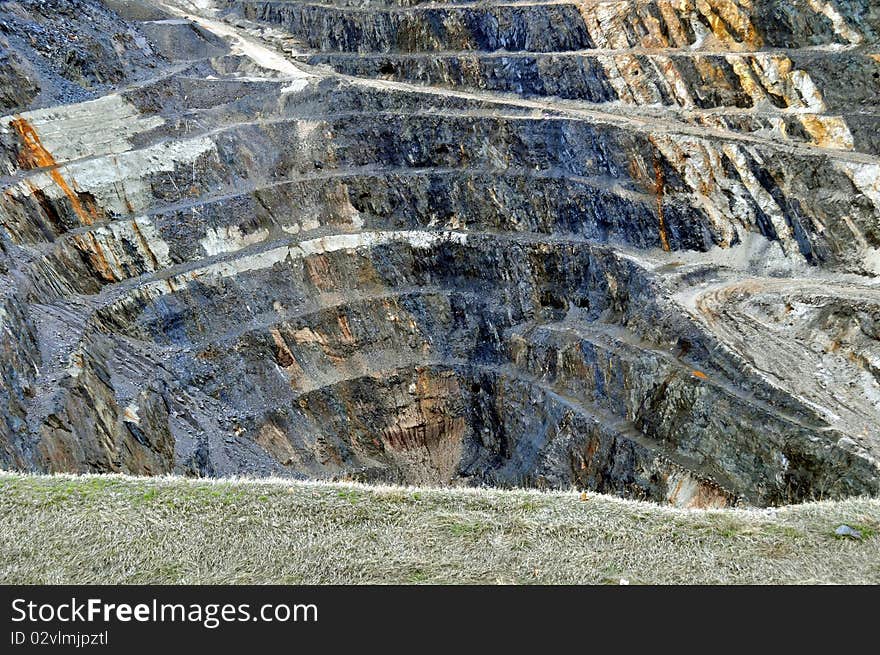 Homestake Mine - looking over the edge