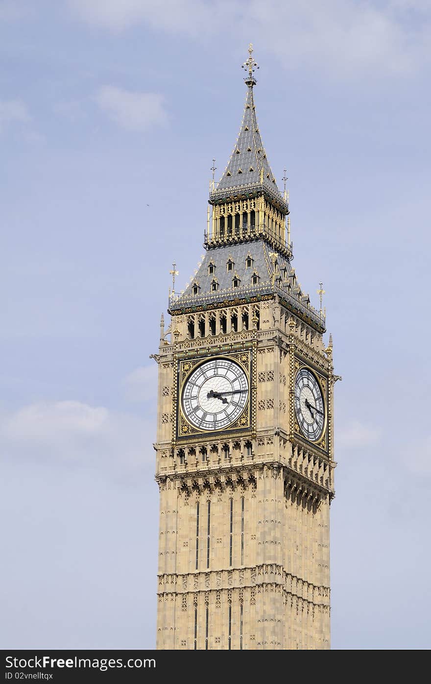 Big ben against blue sky