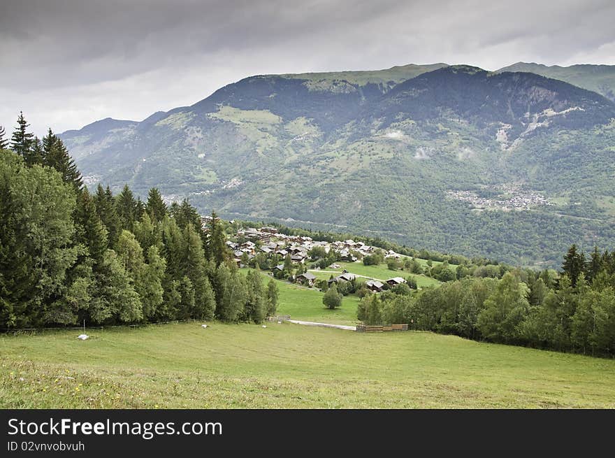 This image shows a forested landscape of La Vanoise National Park. This image shows a forested landscape of La Vanoise National Park