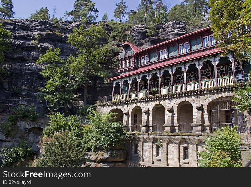 Czech Switzerland - Falkons nest is cruise chateau beside stone gates.