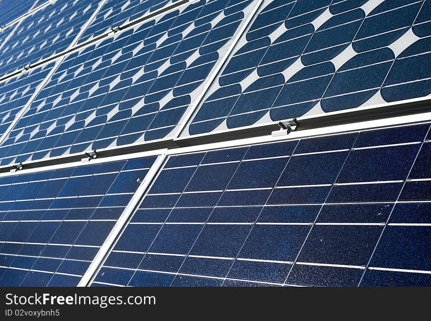 The sun shines down upon a solar array along the northern coast of California. The sun shines down upon a solar array along the northern coast of California.