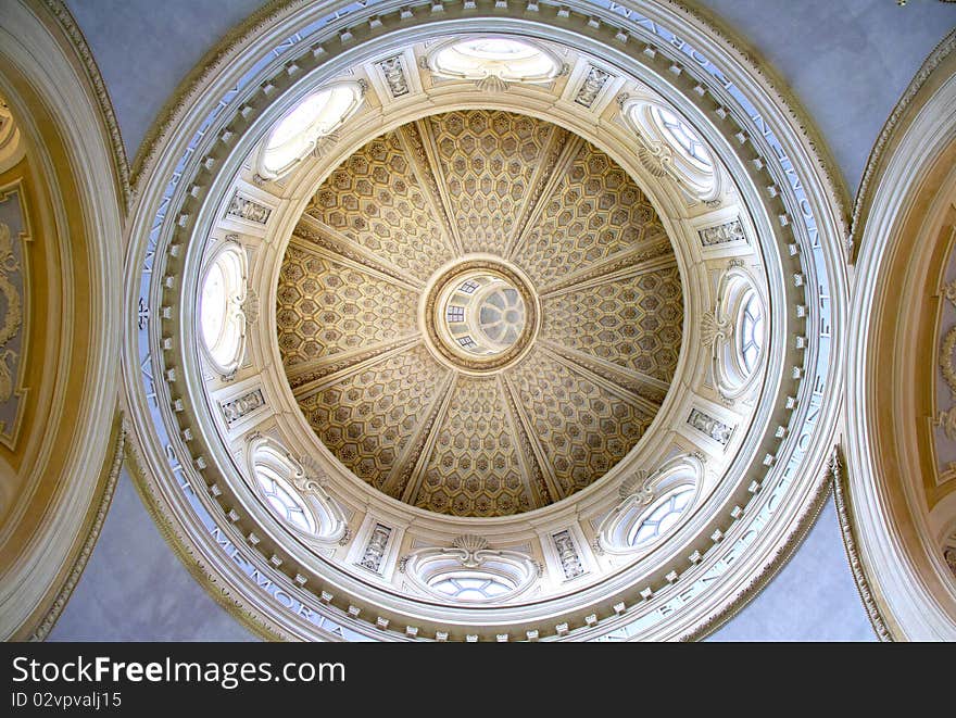 Vaulted chapel of the royal palace in Turin saddle