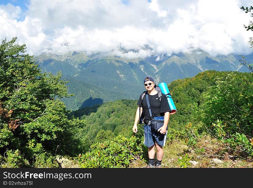 Tourist climbed to the pass , joy