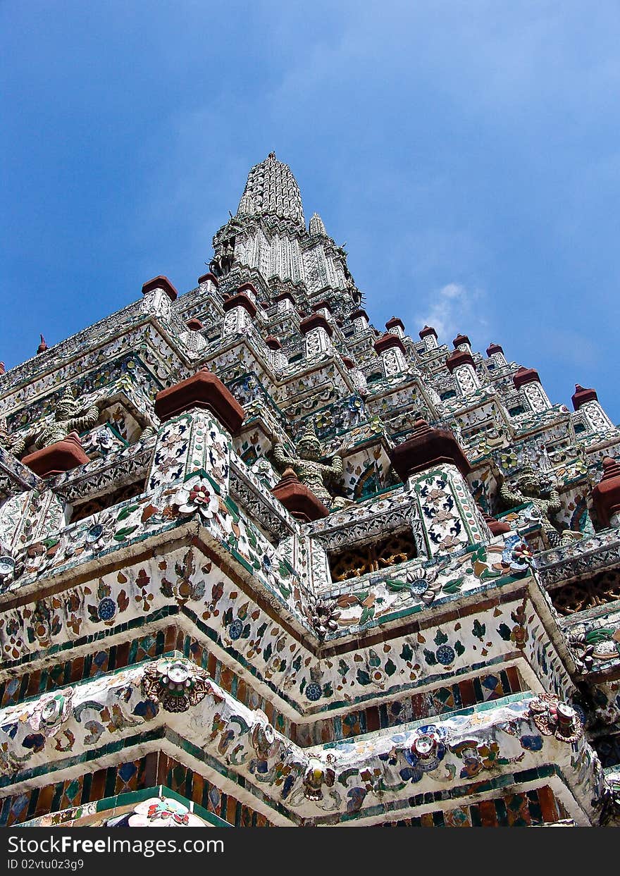 Temple of Dawn looking up