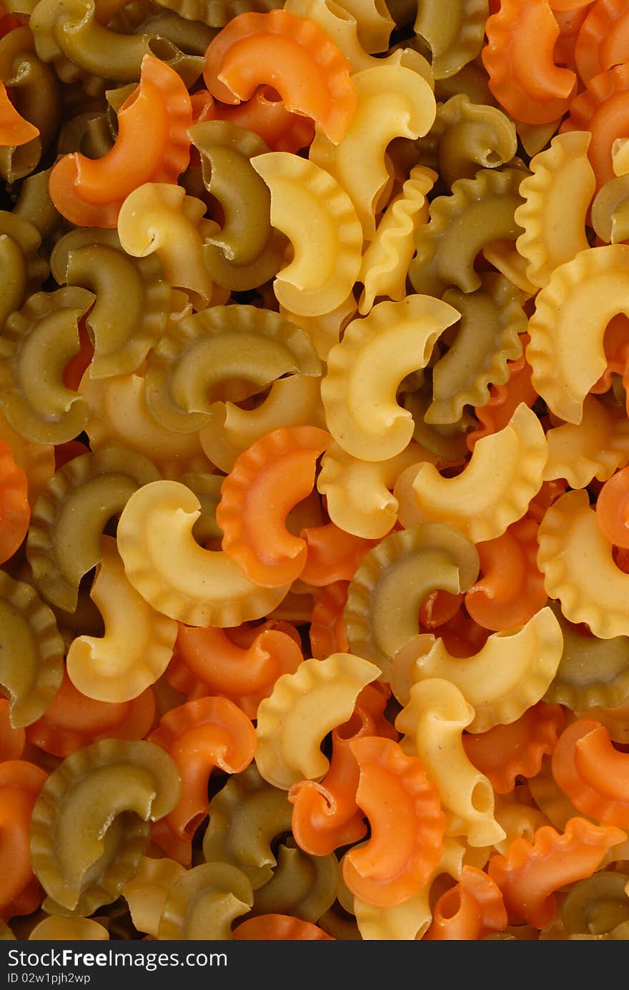 Color pasta