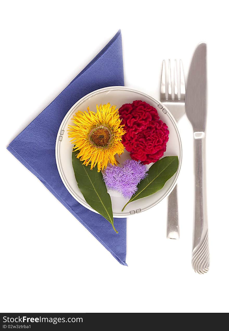 Beautiful tableware enhances appetite and improves mood. Beautiful tableware enhances appetite and improves mood