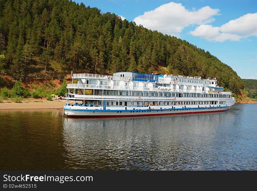 White river cruise boat