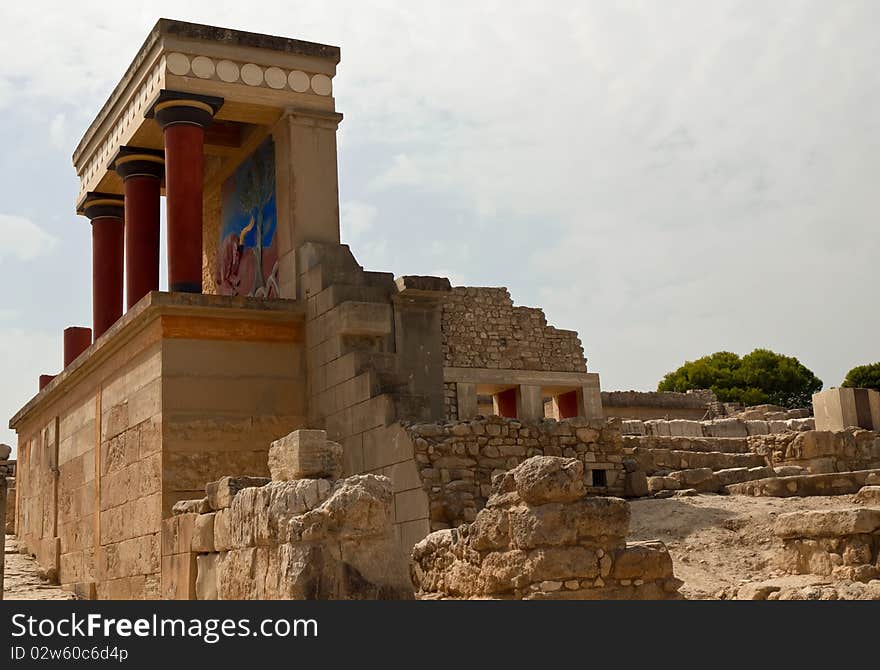 Knossos Palace .